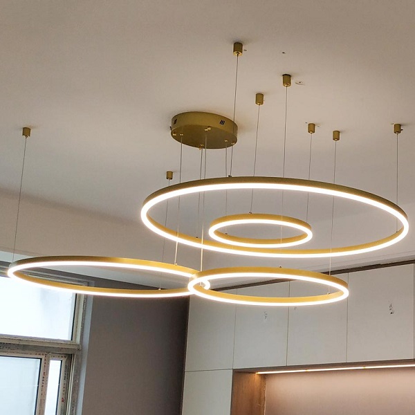 Đèn trang trí hình tròn